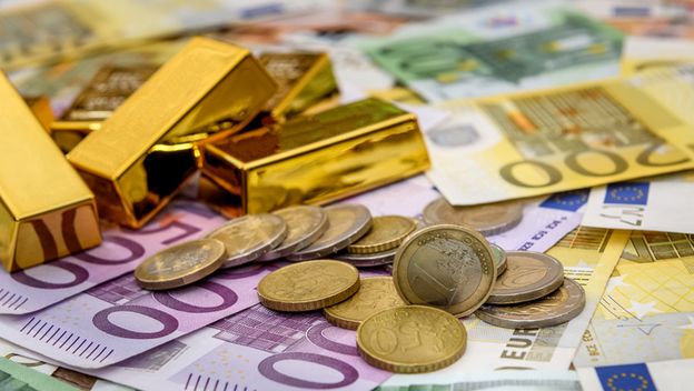 Ilustracija: zlato i novac