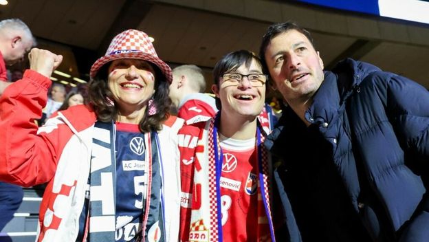 Domagoj Duvnjak s navijačima