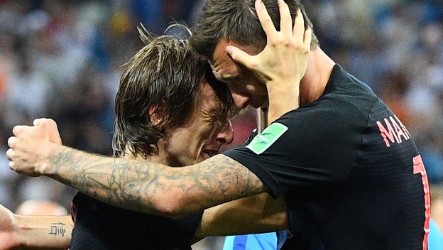 Luka Modrić i Mario Mandžukić (Foto: AFP)