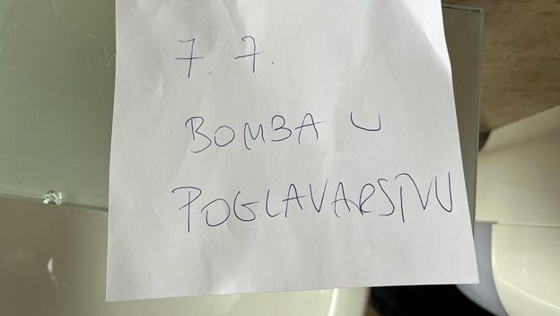 Bomba u Poglavarstvu u Zagrebu
