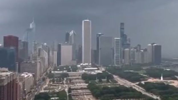 Nekoliko tornada pogodilo šire područje Chicaga