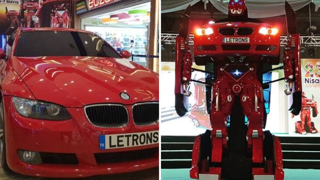 Crveni BMW Transformer u auto i čovjekolikoj poziciji