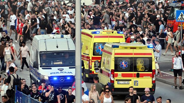 Vozila policije i Hitne pomoći na Hipodromu