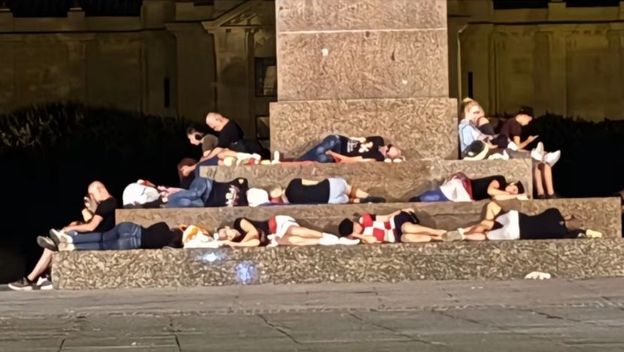 Fanovi prespavali na Tomislavcu