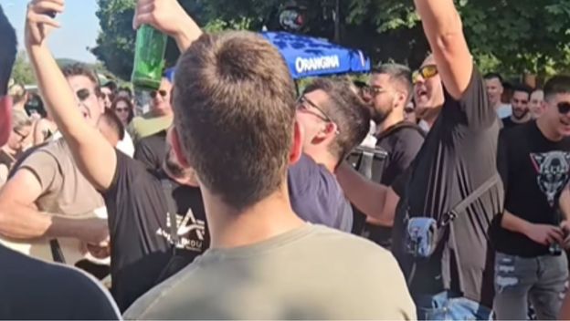 Fanovi Thompsona kod Macole