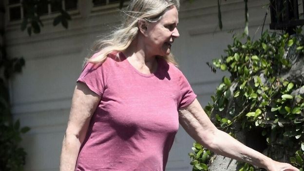 Priscilla Barnes