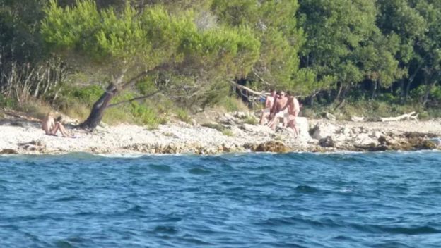 Grupni seks na plaži