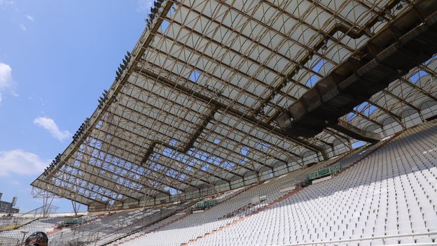 Oštećeni krov na Poljudu