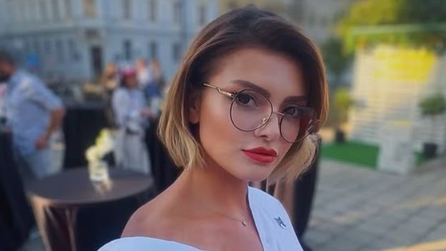 Ella Dvornik - 1