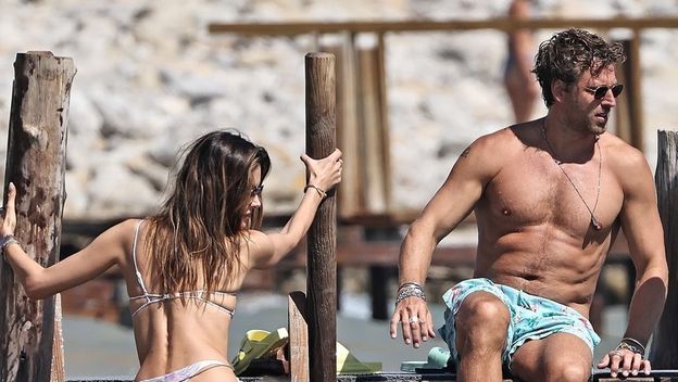Alessandra Ambrosio, Buck Palmer