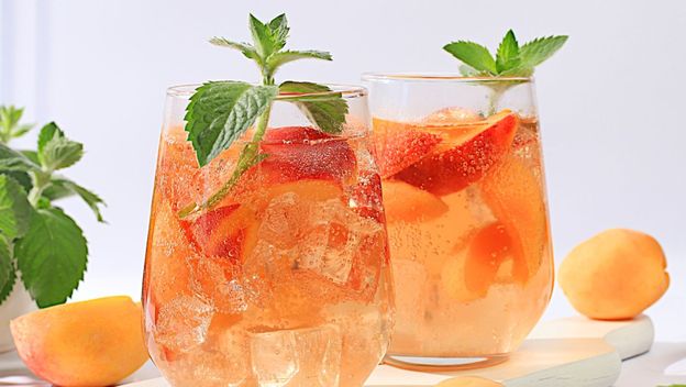 Rosé Aperol Spritz
