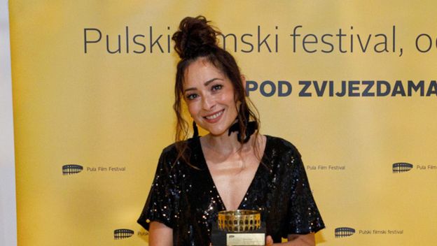 Zrinka Cvitešić osvojila je Zlatnu arenu za najbolju sporednu žensku ulogu na 72. Pulskom filmskom festivalu - 4