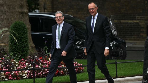 Keir Starmer i Friedrich Merz