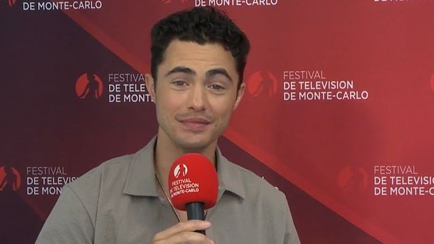 Darren Barnet