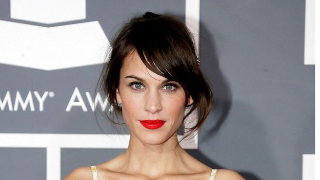 Šiške na stranu lako se integriraju u ostatak frizure