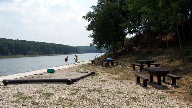 Jezero Lapovac kod Našica