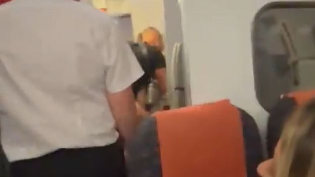 Sirove strasti u zrakoplovu