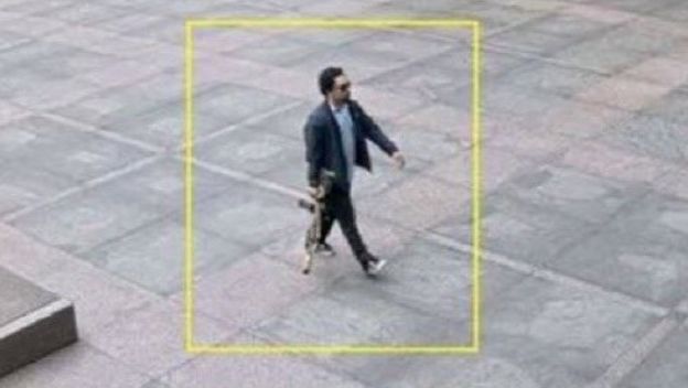 Nadzorne kamere snimile su napadača