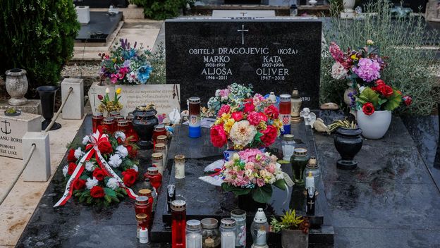 Grob Olivera Dragojevića - 2