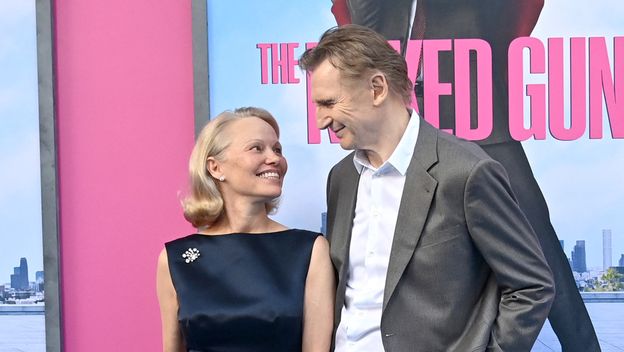 Pamela Anderson i Liam Neeson - 8