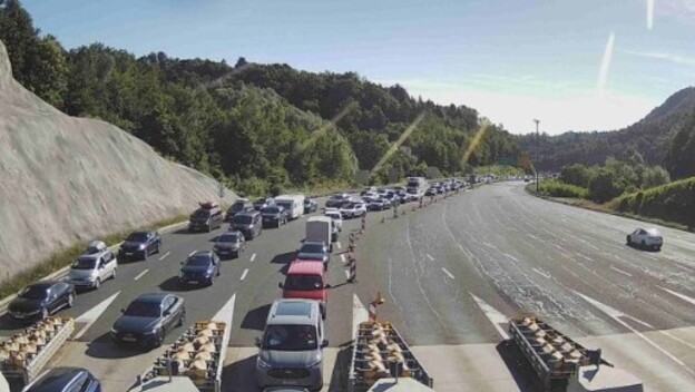 Kolona na naplati Trakošćan