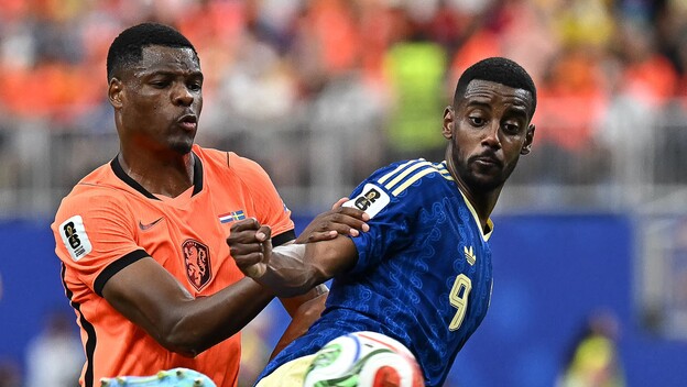 Denzel Dumfries i Alexander Isak