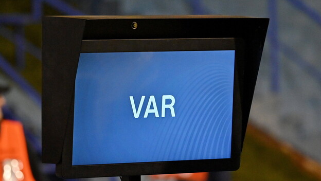 VAR sustav