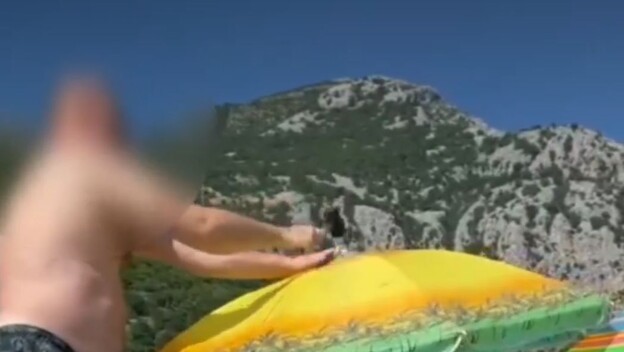 Suncobran na plaži