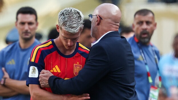 Dani Olmo i Luis de la Fuente