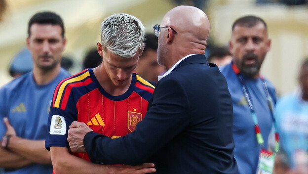 Dani Olmo i Luis De La Fuente