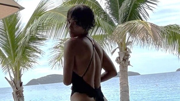 Halle Berry - 1