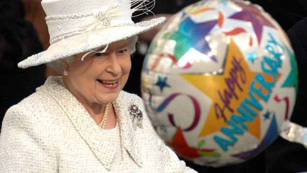 Kraljica Elizabeta (FOTO: Stefan Rousseau/Press Association/PIXSELL)