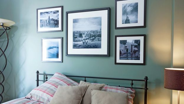 Napravite malu zidnu galeriju s najdražim fotografijama s putovanja