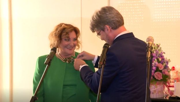 Tereza Kesovija dobila francusku medalju časnika - 2