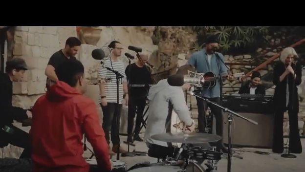 In Magazin: hillsong - 5