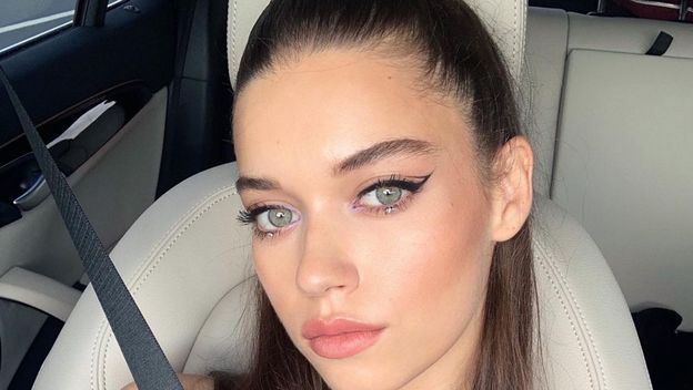 Afra Saraçoğlu - 4