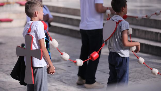 Molitva krunice na splitskom Peristilu - 1
