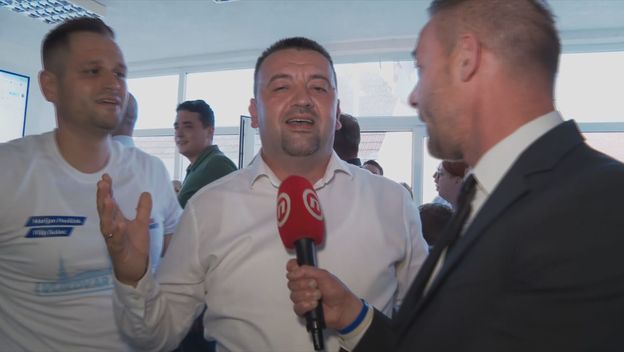 Marijan Pavliček i Tin Kovačić, reporter Dnevnika Nove TV