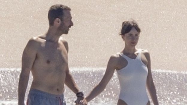 Dakota Johnson i Chris Martin - 1
