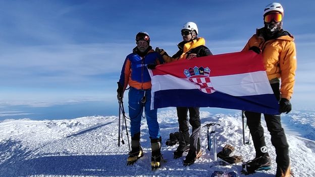 Srcem kroz planine - Denali - 1