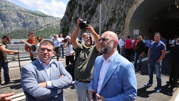 Oleg Butković, Josip Škorić