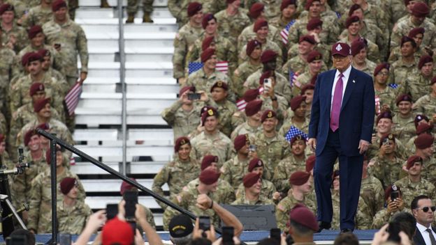 Donald Trump u Fort Braggu - 1