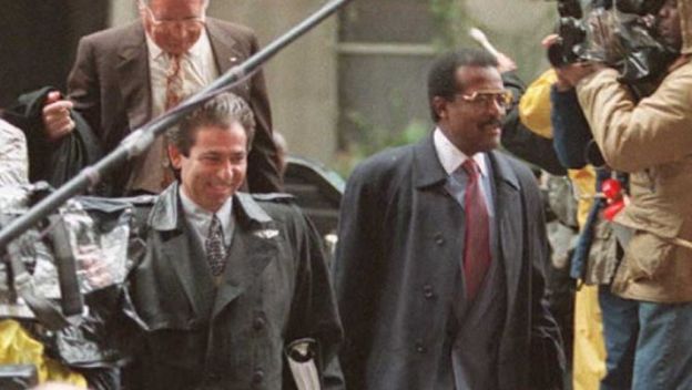 O.J. Simpson i Robert Kardashian - 1