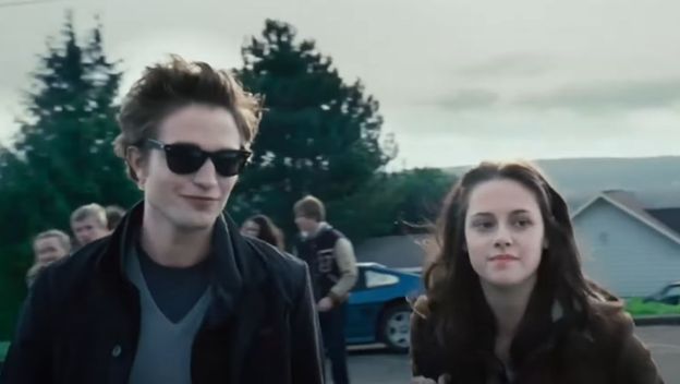 Scena iz filma Sumrak s glavnim likovima