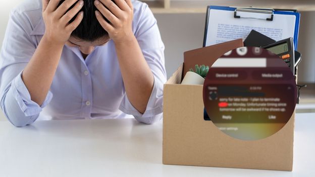 Osoba koja je dobila otkaz i poruka kojom je zaposlenik ostao bez posla