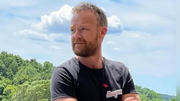 Saša Lozar
