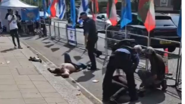 Fizički sukob nedaleko od iranske ambasade u Londonu
