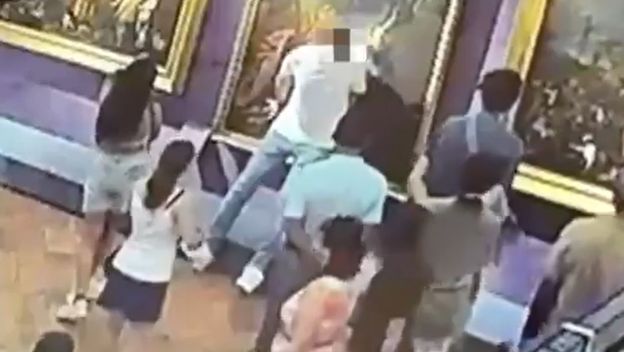 Neoprezni turist oštetio je sliku u talijanskoj galeriji