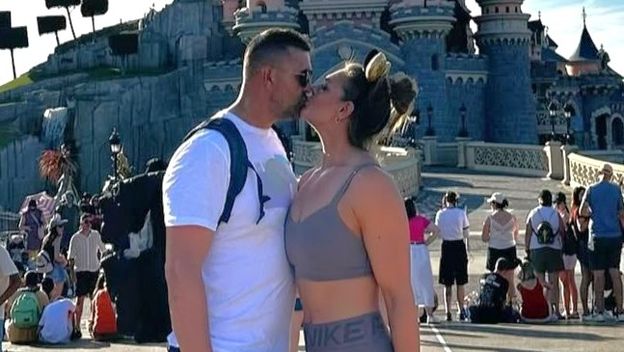 Sandra Elkasević u Disneylandu - 8