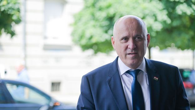 Ministar graditeljstva Branko Bačić